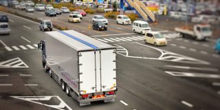 on-the-road_t20_EP9mo7